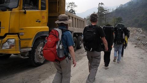 Wanderer auf dem Annapurna-Treck
